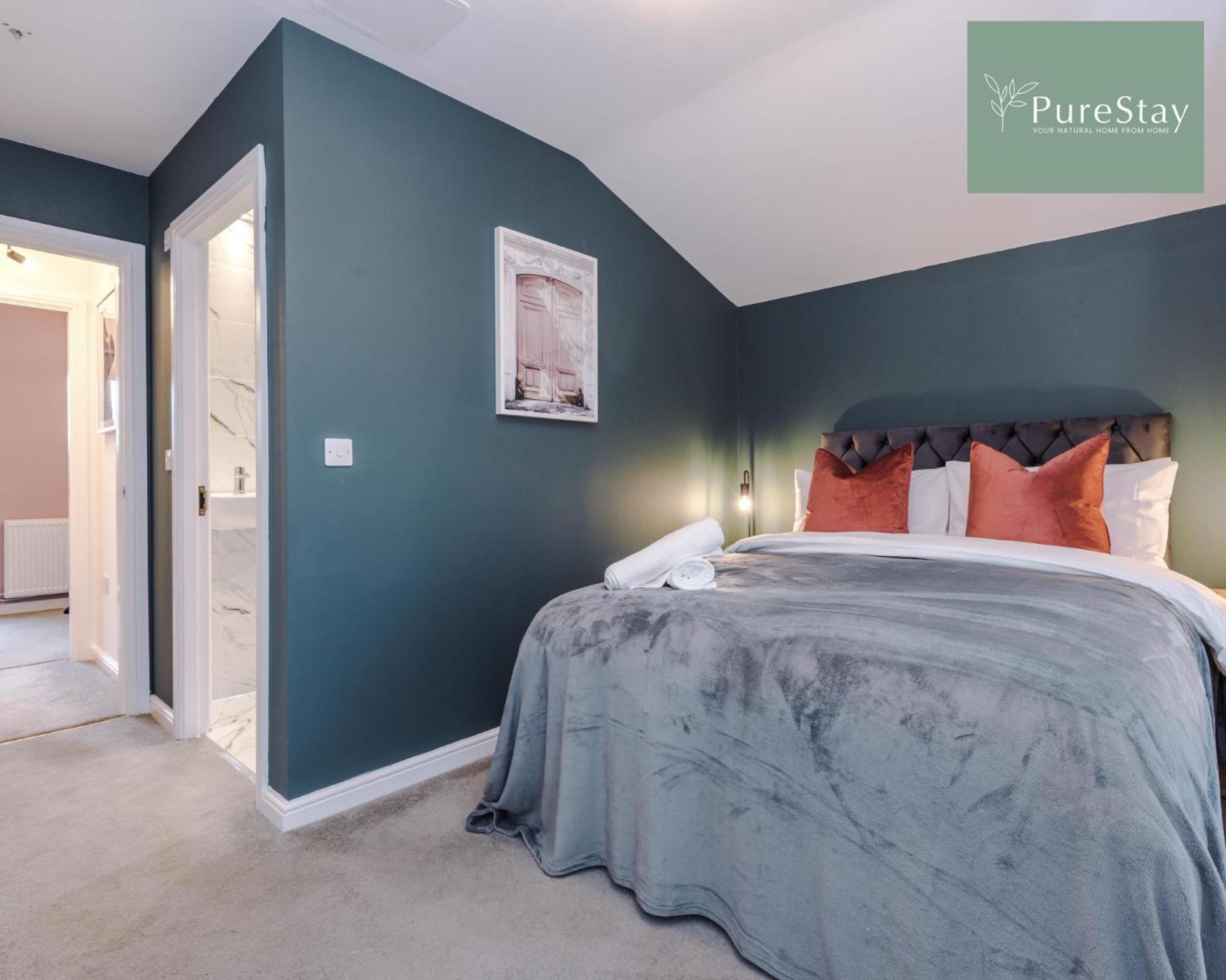 Stunning Five Bedroom Manchester House With Free Parking By Purestay Short Lets & Serviced Accommodation 외부 사진