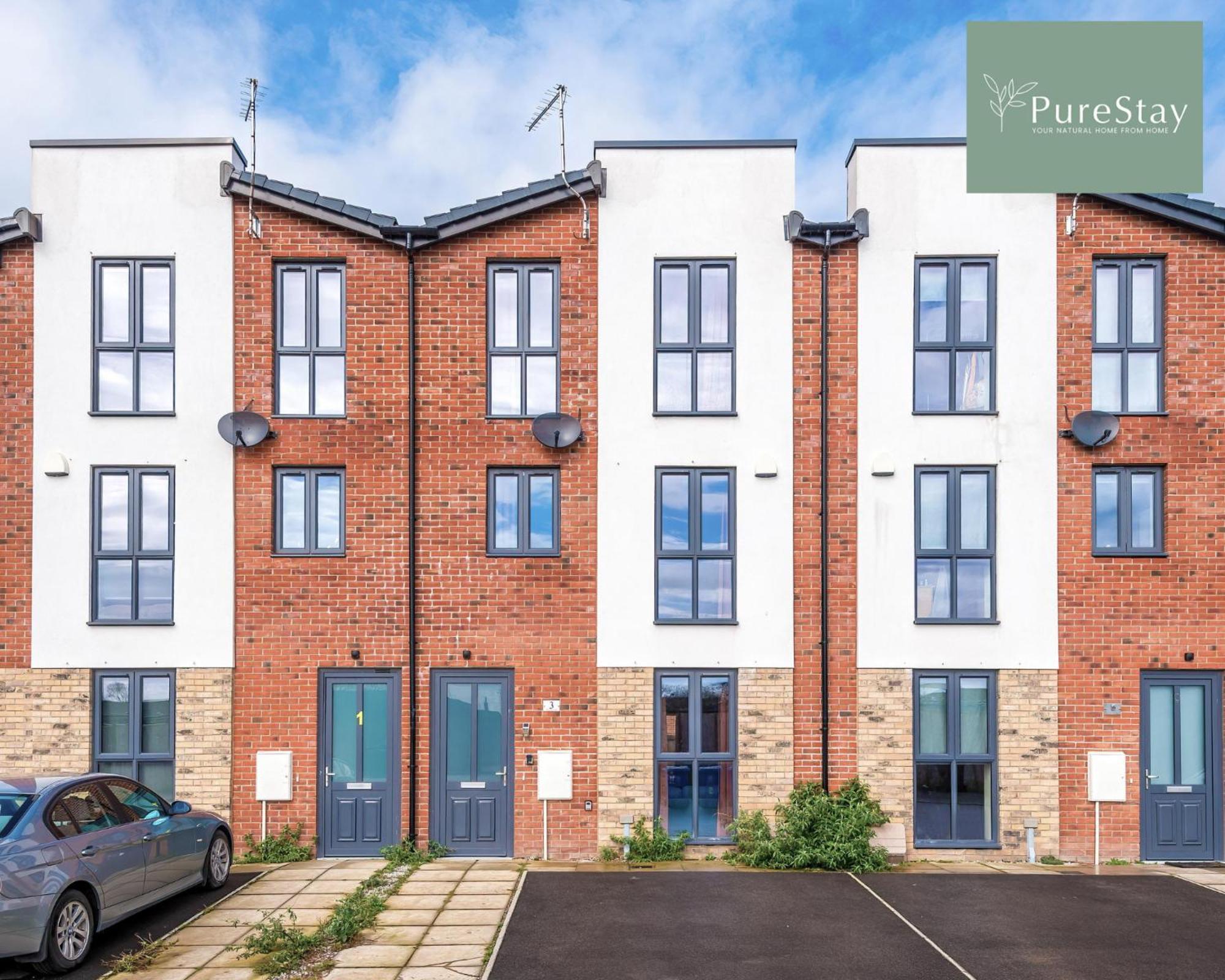 Stunning Five Bedroom Manchester House With Free Parking By Purestay Short Lets & Serviced Accommodation 외부 사진