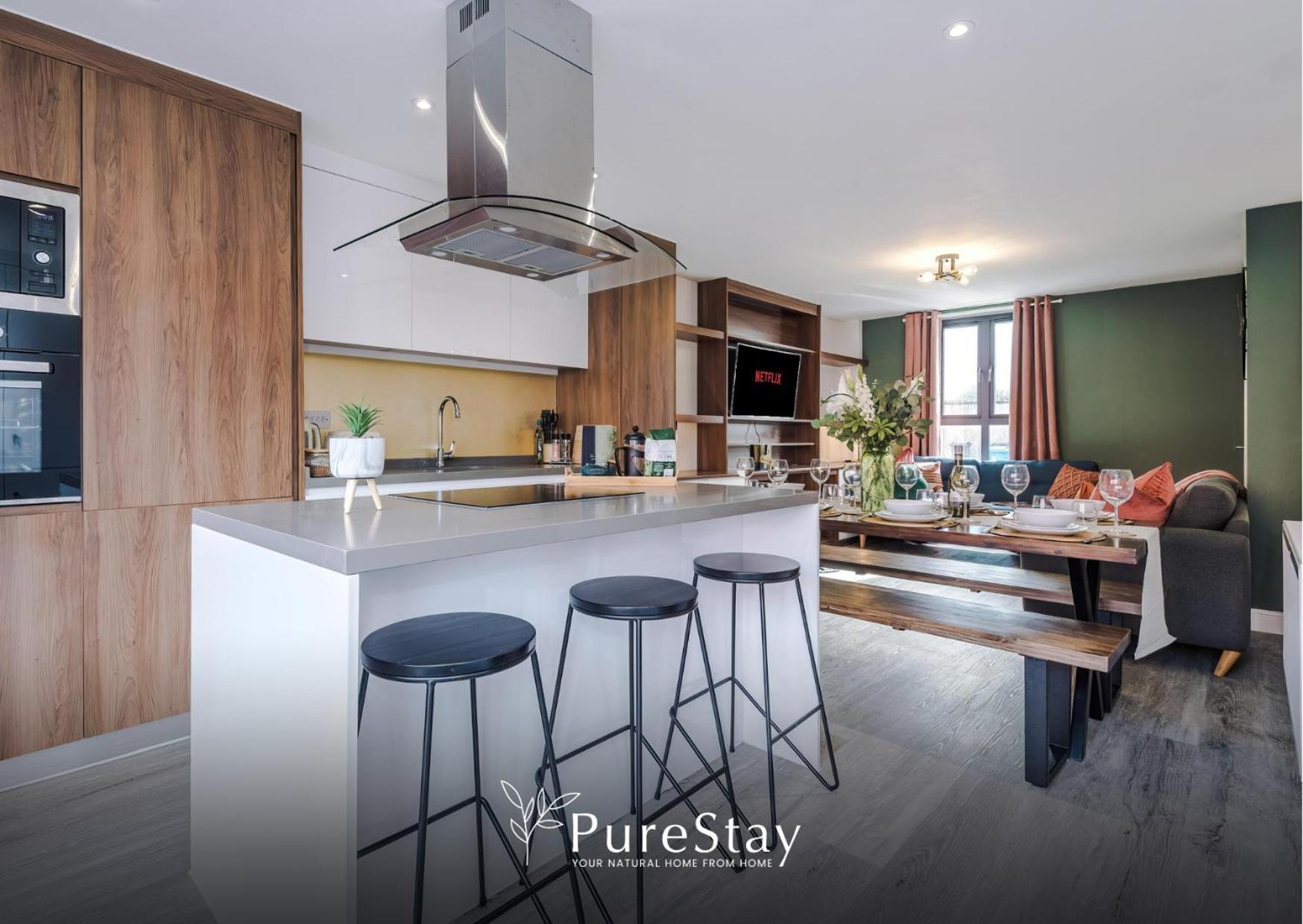 Stunning Five Bedroom Manchester House With Free Parking By Purestay Short Lets & Serviced Accommodation 외부 사진